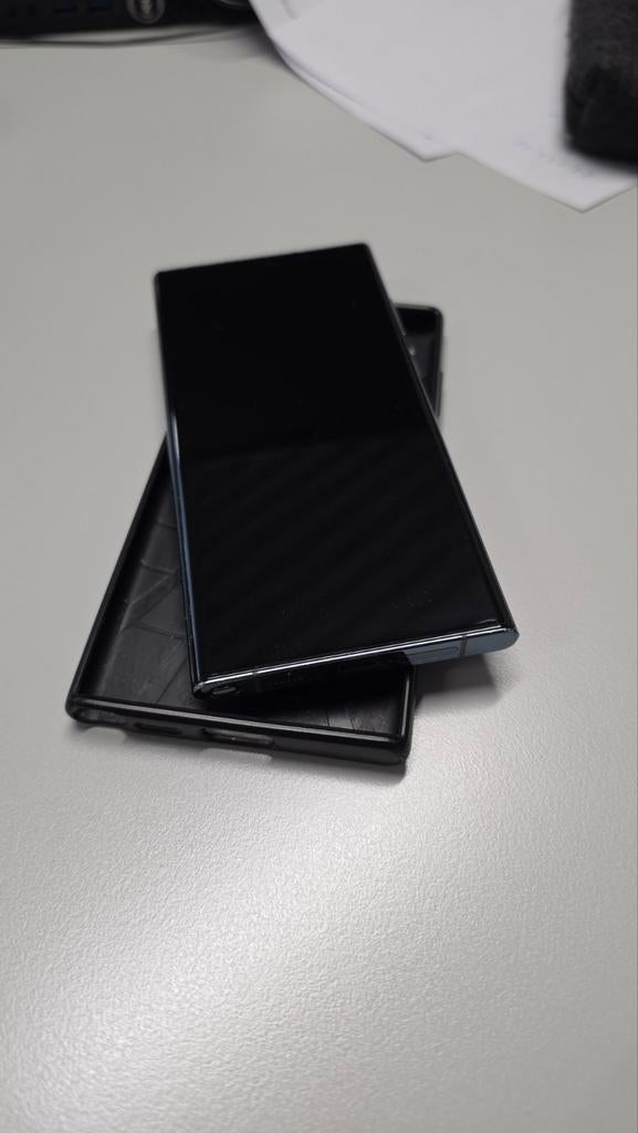 Samsung Galaxy S22 Ultra 5G SM-S908B 512 GB, Ophalen