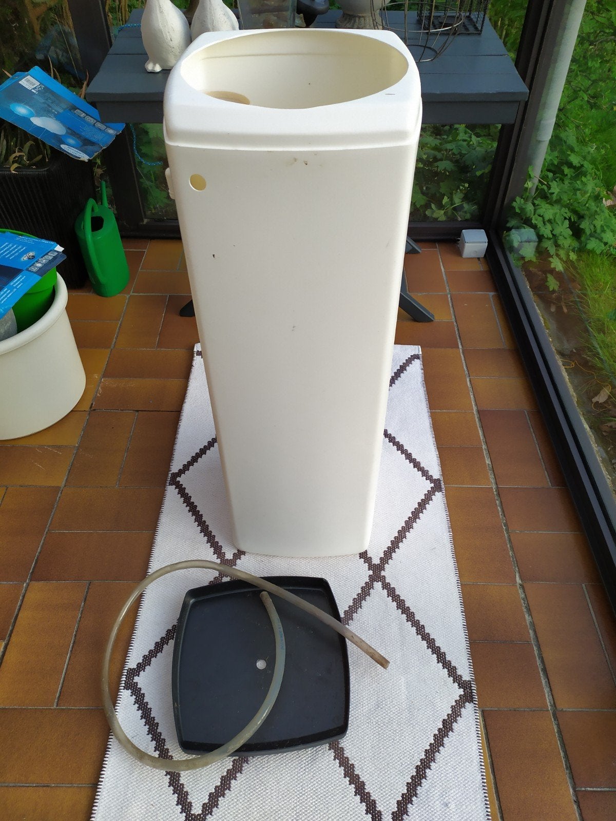 Zoutvat voor ontijzeraar of waterontharder, Elektronische apparatuur, Ophalen