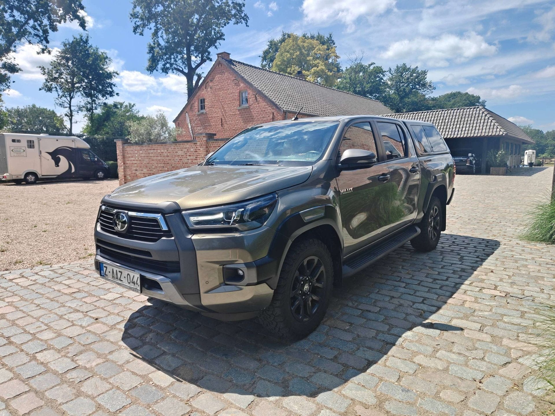 Toyota Hilux 2.8 D-4D 4WD Invincible €33760 excl. BTW, Auto's, Automaat, Gebruikt, 4 cilinders, Bedrijf