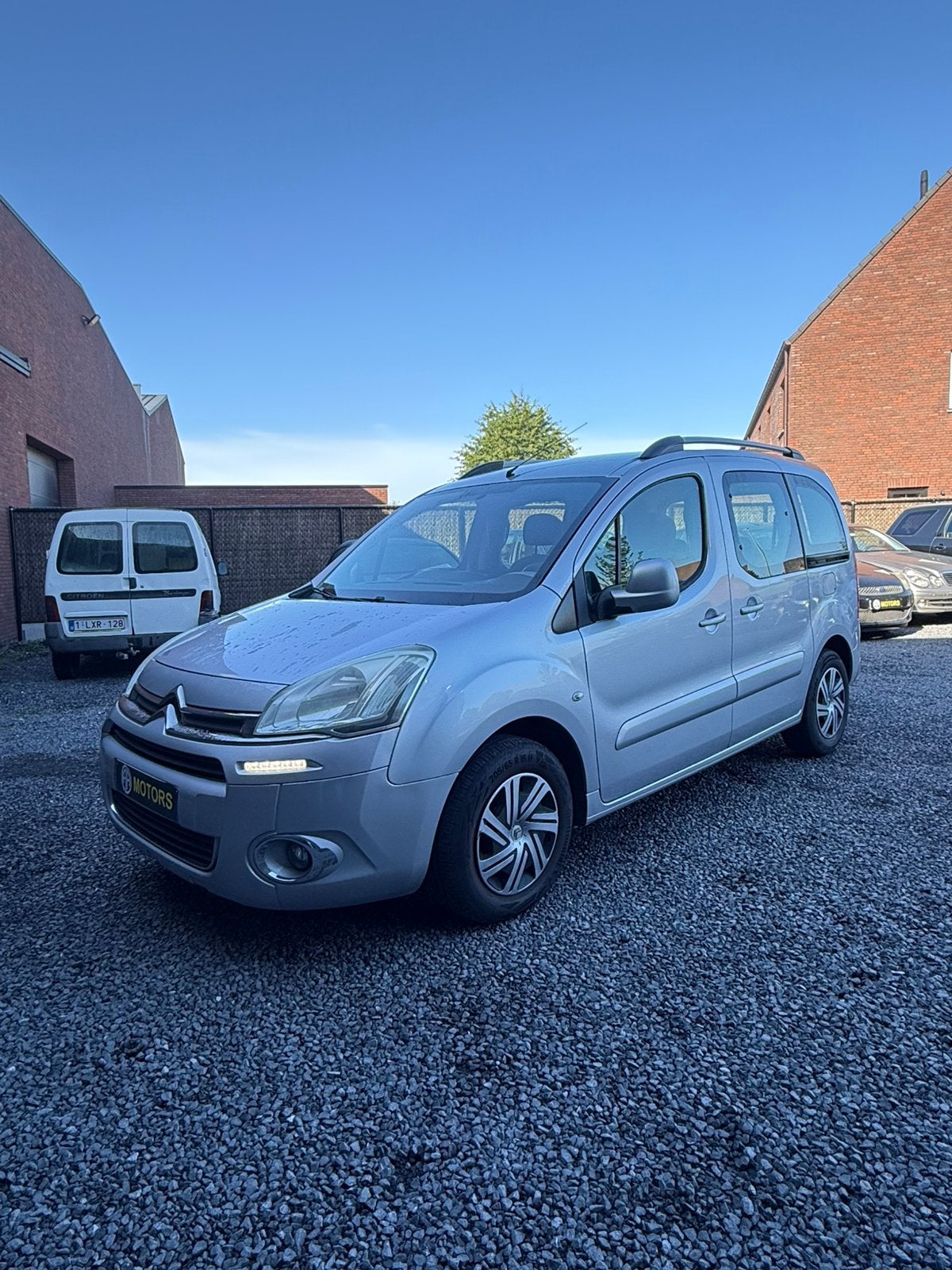 CITROËN BERLINGO 1.6 ESSENCE, Autos, Entreprise, 72 kW, Bleu, 5 portes
