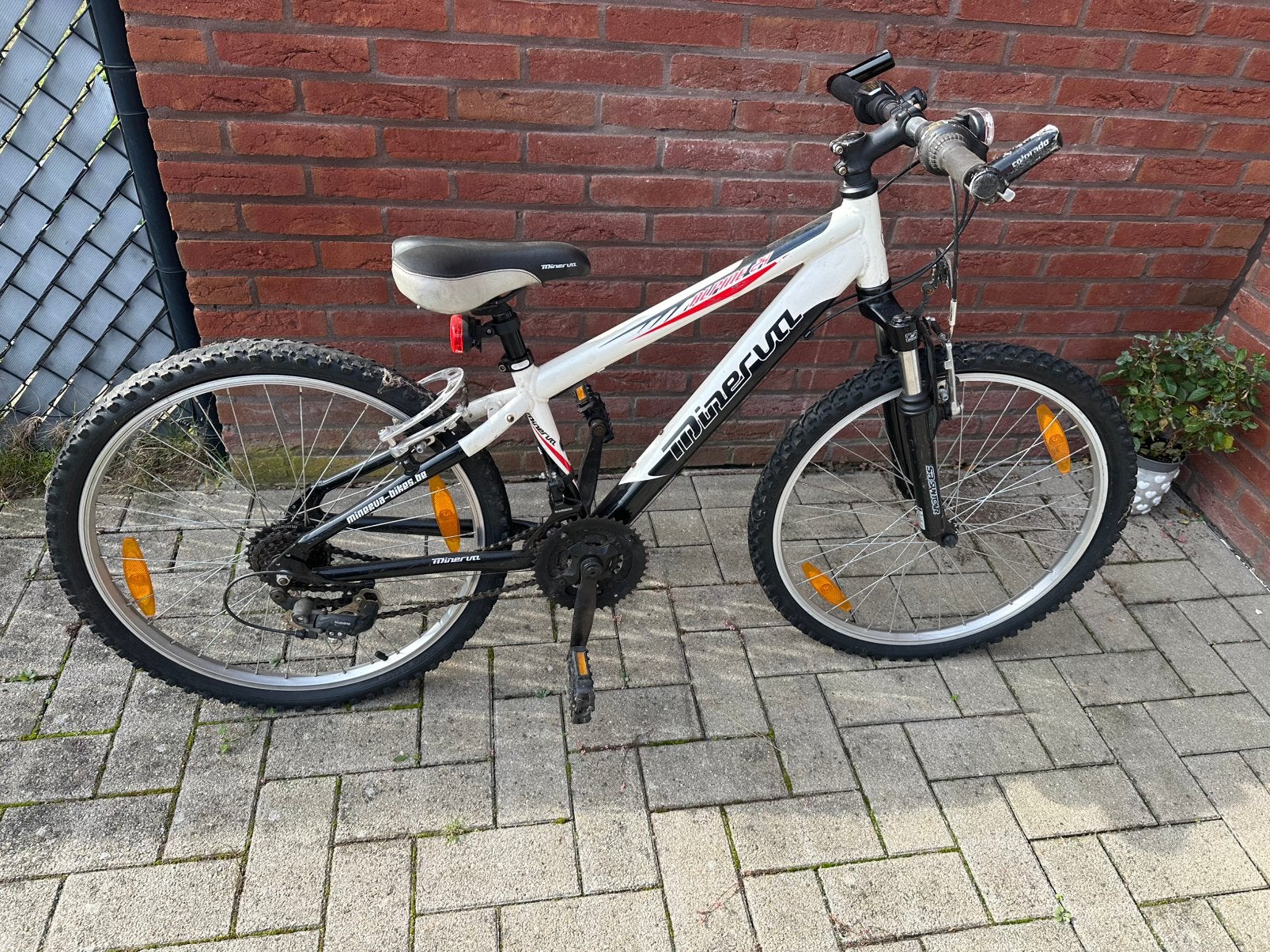 Mountainbike minerva 24 inch, Fietsen en Brommers, Ophalen, Zo goed als nieuw, 24 inch of meer