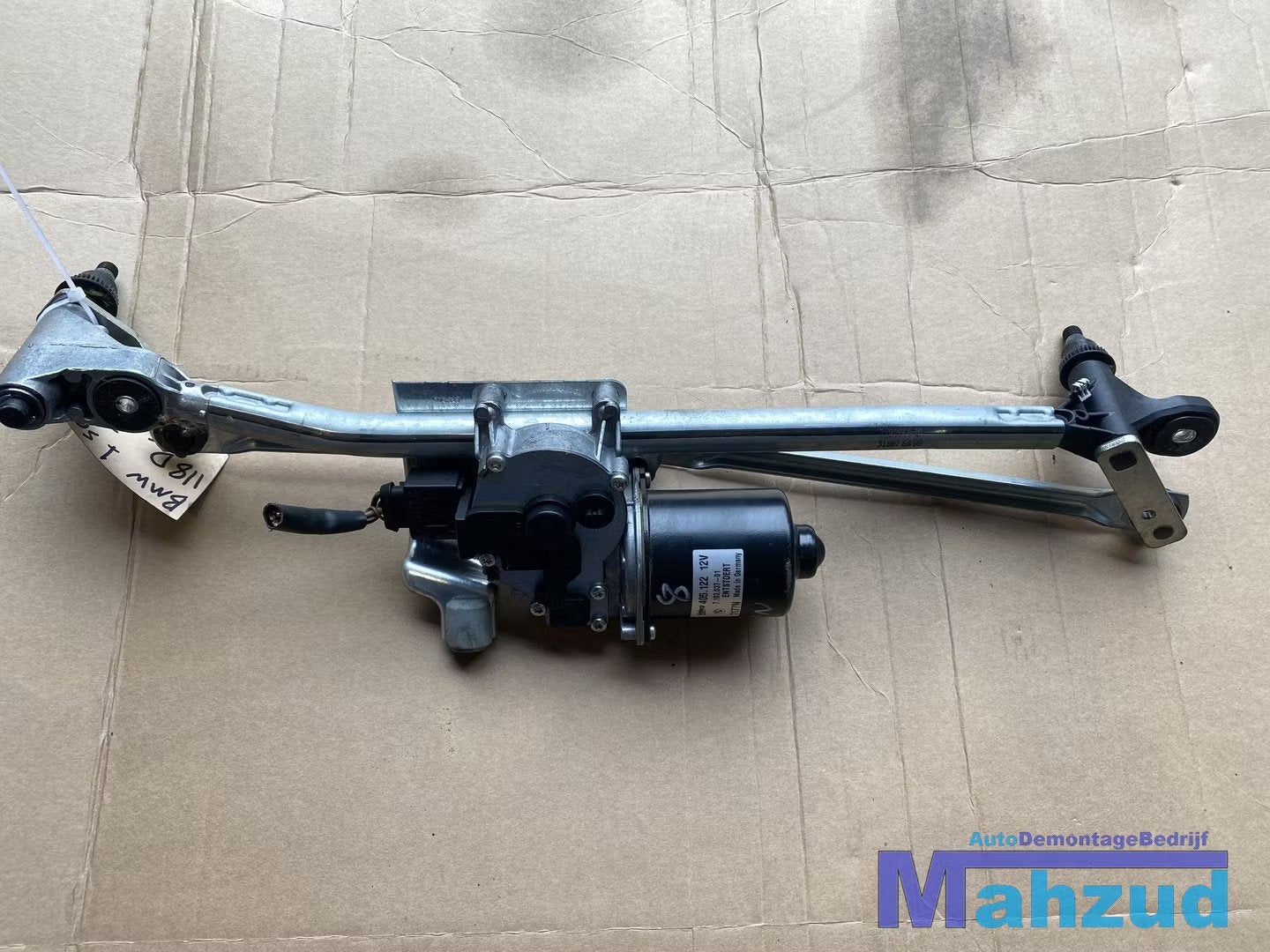 BMW 1 SERIE E81 E87 E88 Ruitenwissermotor (engels) 2003-2012, Petuelring 130
80788  Munich, DE, Gebruikt, Info@bmw.de, BMW