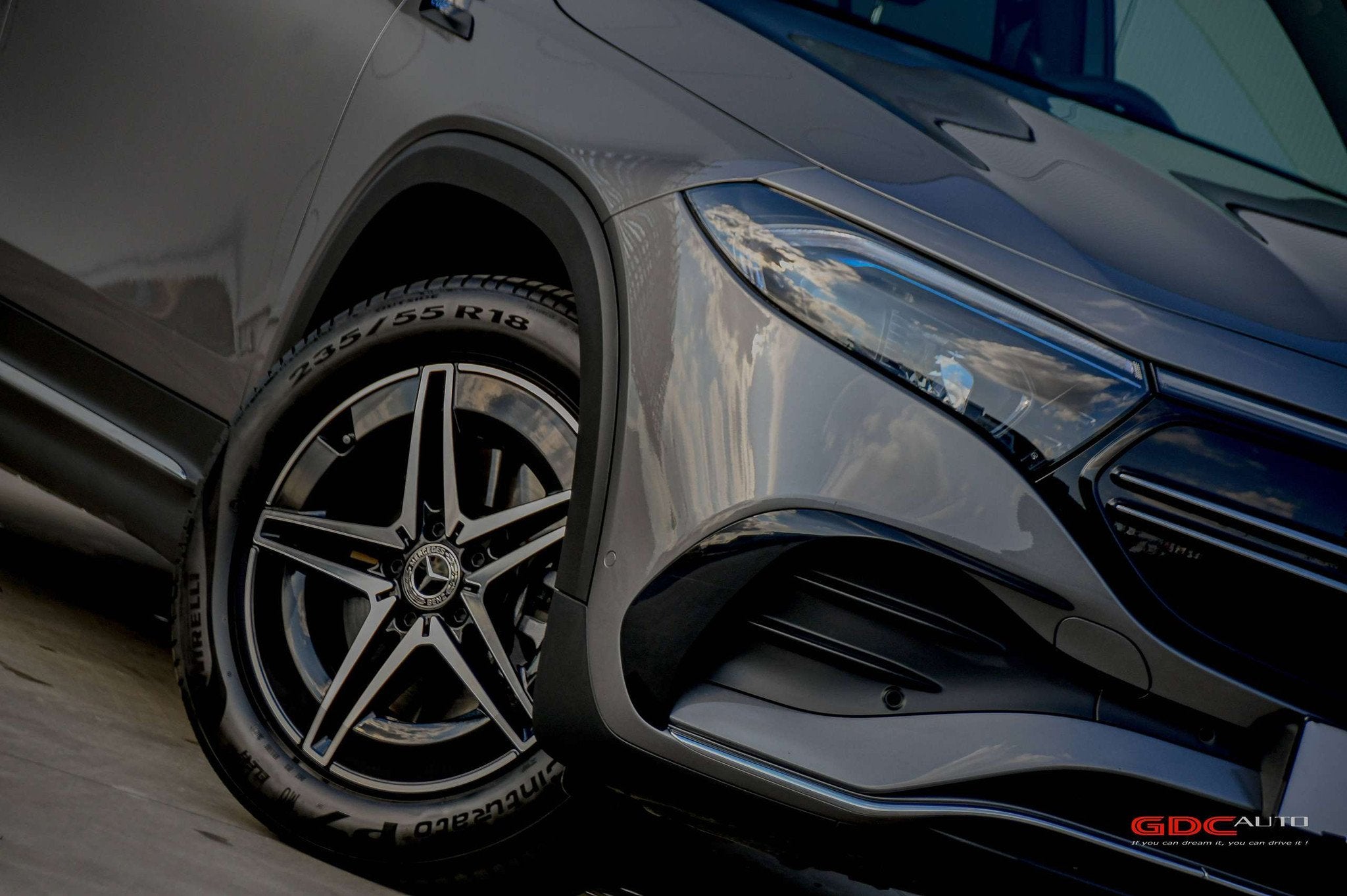 Mercedes-Benz EQB 350 AMG LINE - 4 MATIC -PANO DAK - 7PL, Automaat, 215 kW, 2175 kg, Alcantara