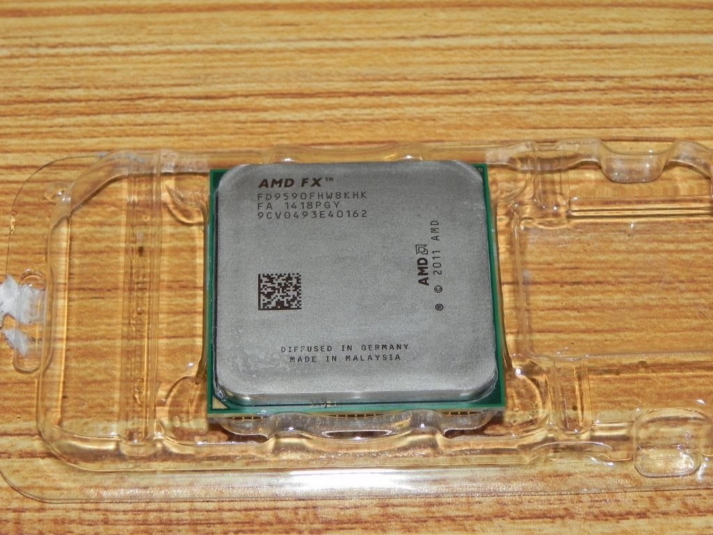 AMD FX-9590 — Processeur 8 cœurs, jusqu'à 5.0 GHz, 8-core, Gebruikt, Socket AM3+, Ophalen of Verzenden