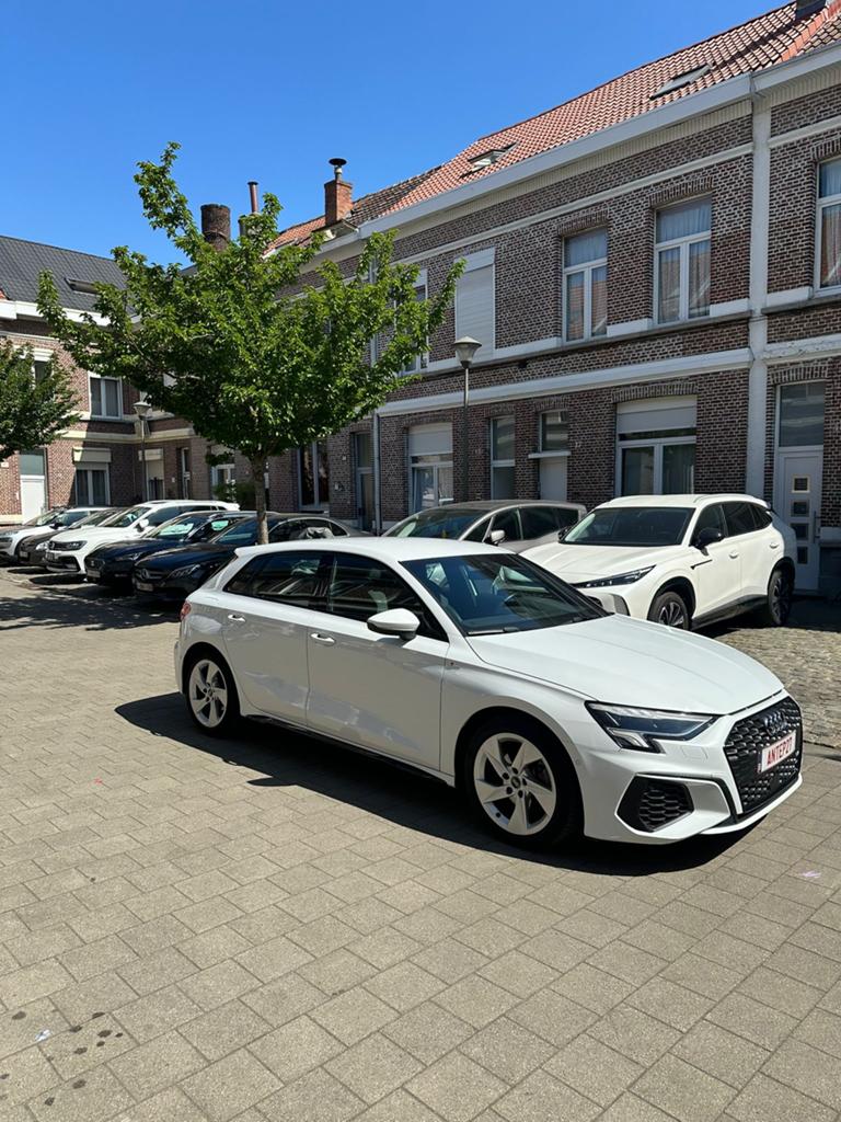 Audi A3 Sportback automaat, Automaat, Zwart, Wit, Leder