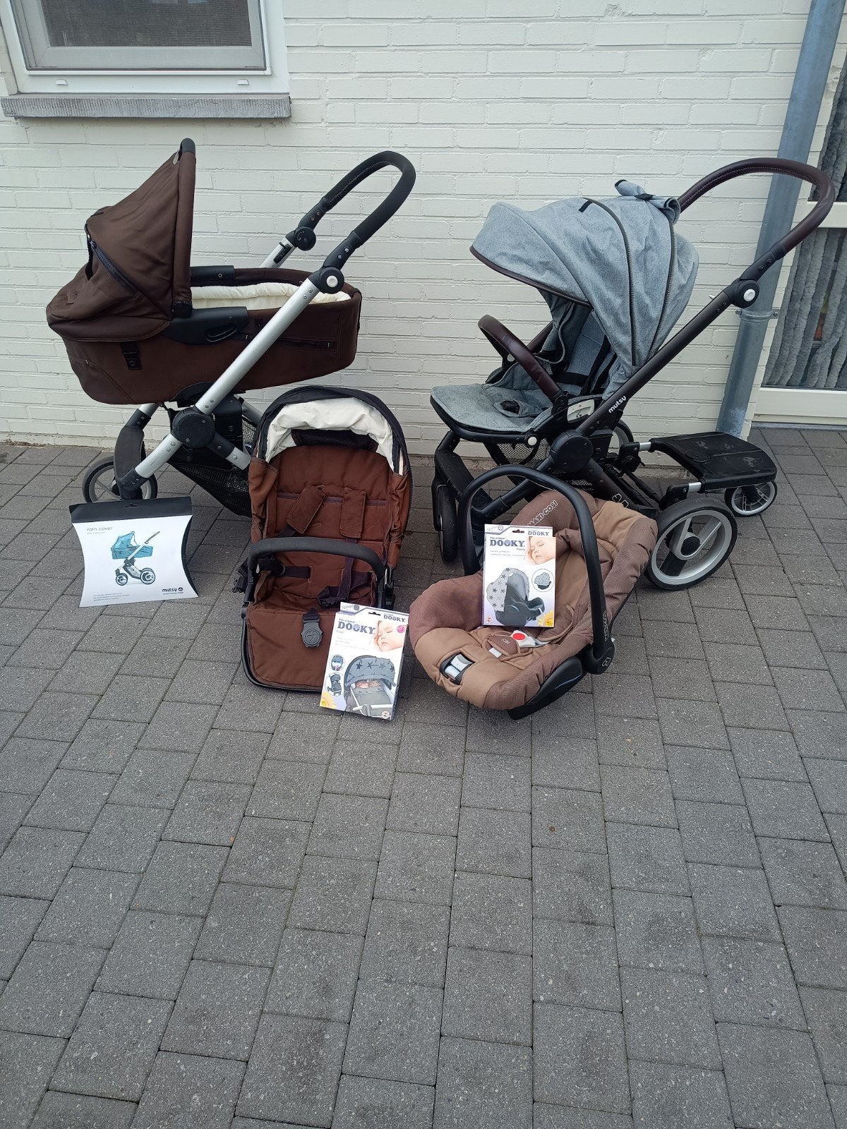 2x Mutsy Evo kinderwagens van baby tot peuter, Ophalen, Gebruikt, Combiwagen, Met autostoeltje