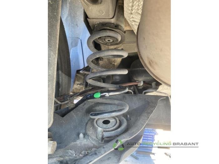 Schroefveer achter van een Renault Captur, Gebruikt, -, -, Ophalen of Verzenden