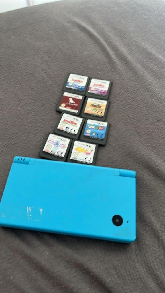 Blauwe Nintendo dsi met games gericht op meisjes met oplader, Games en Spelcomputers, Spelcomputers | Nintendo DS, Ophalen, Dsi