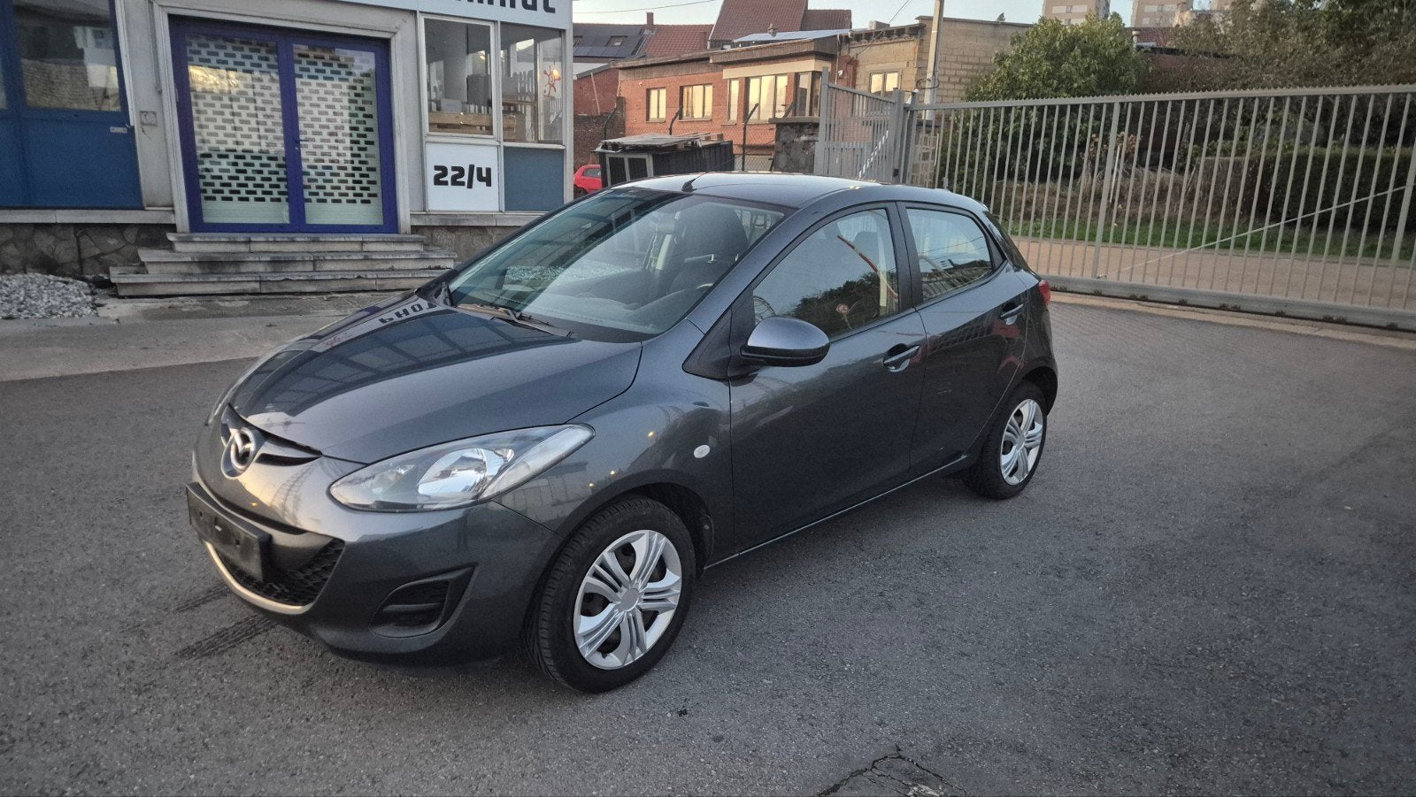 Mazda 2 Berline 1.6Td Km 105000..An 2012  Airco Ct Ok, Autos, https://public.car-pass.be/vhr/4c019f40-1626-4fb1-ba94-a72f5dbbd335