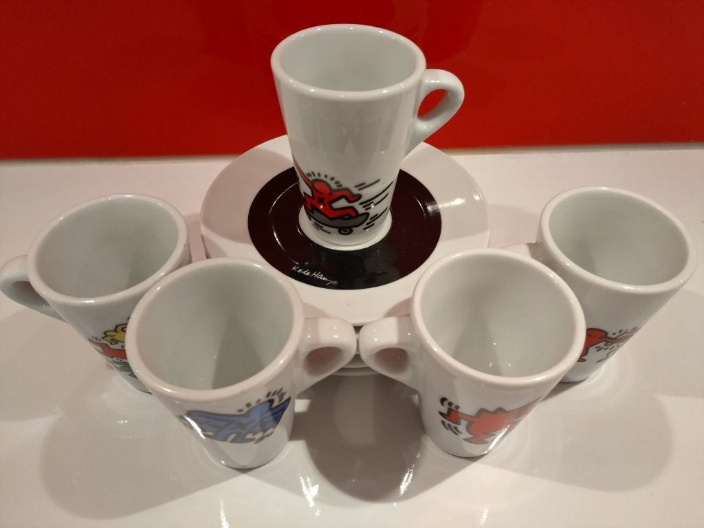 5 sets Keith Haring Tognana espresso kop en schotel, Overige merken, Ophalen of Verzenden, Zo goed als nieuw, Modern