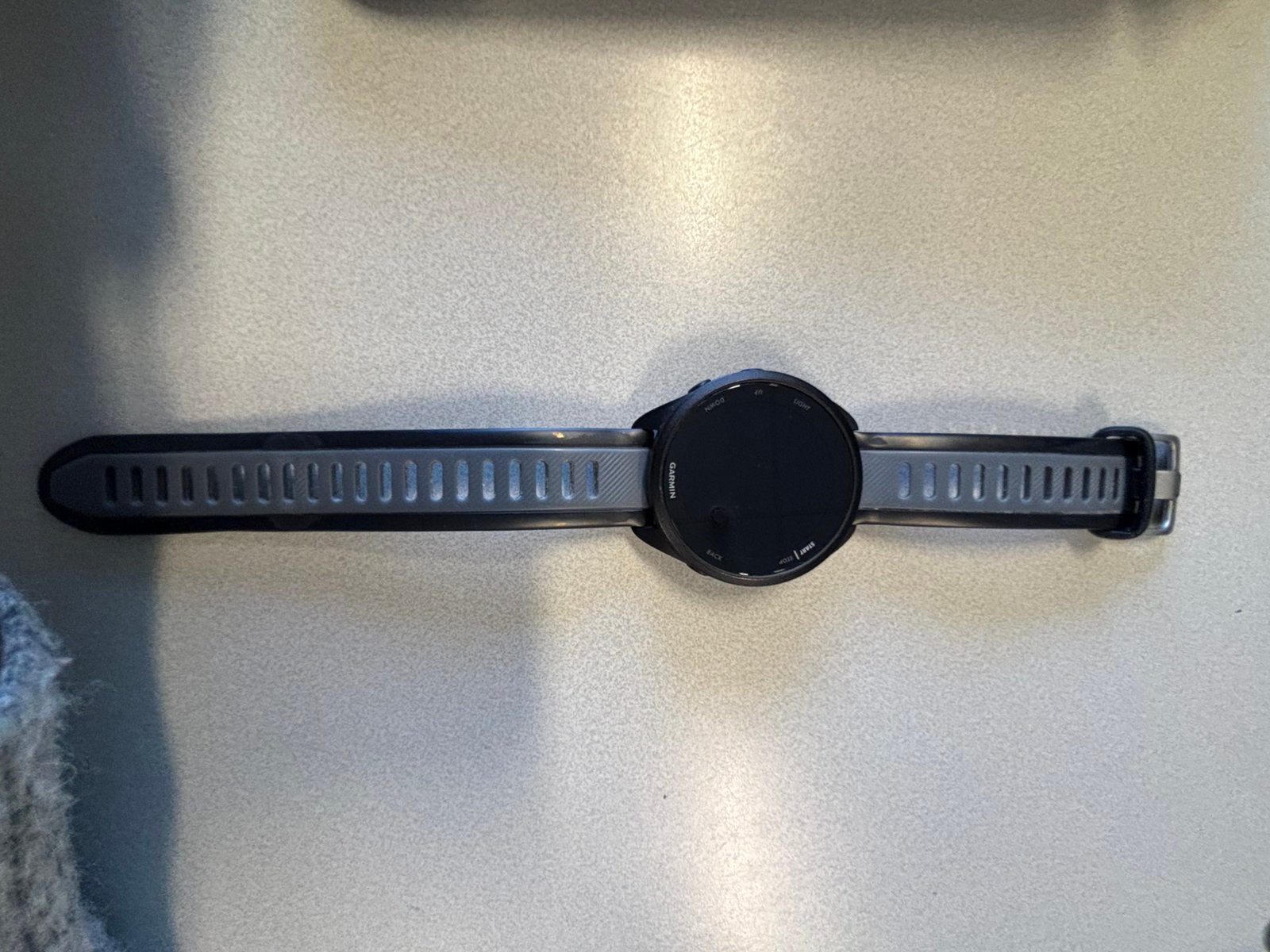 Garmin forerunner 165, Handtassen en Accessoires, Ophalen of Verzenden, Zo goed als nieuw, Zwart