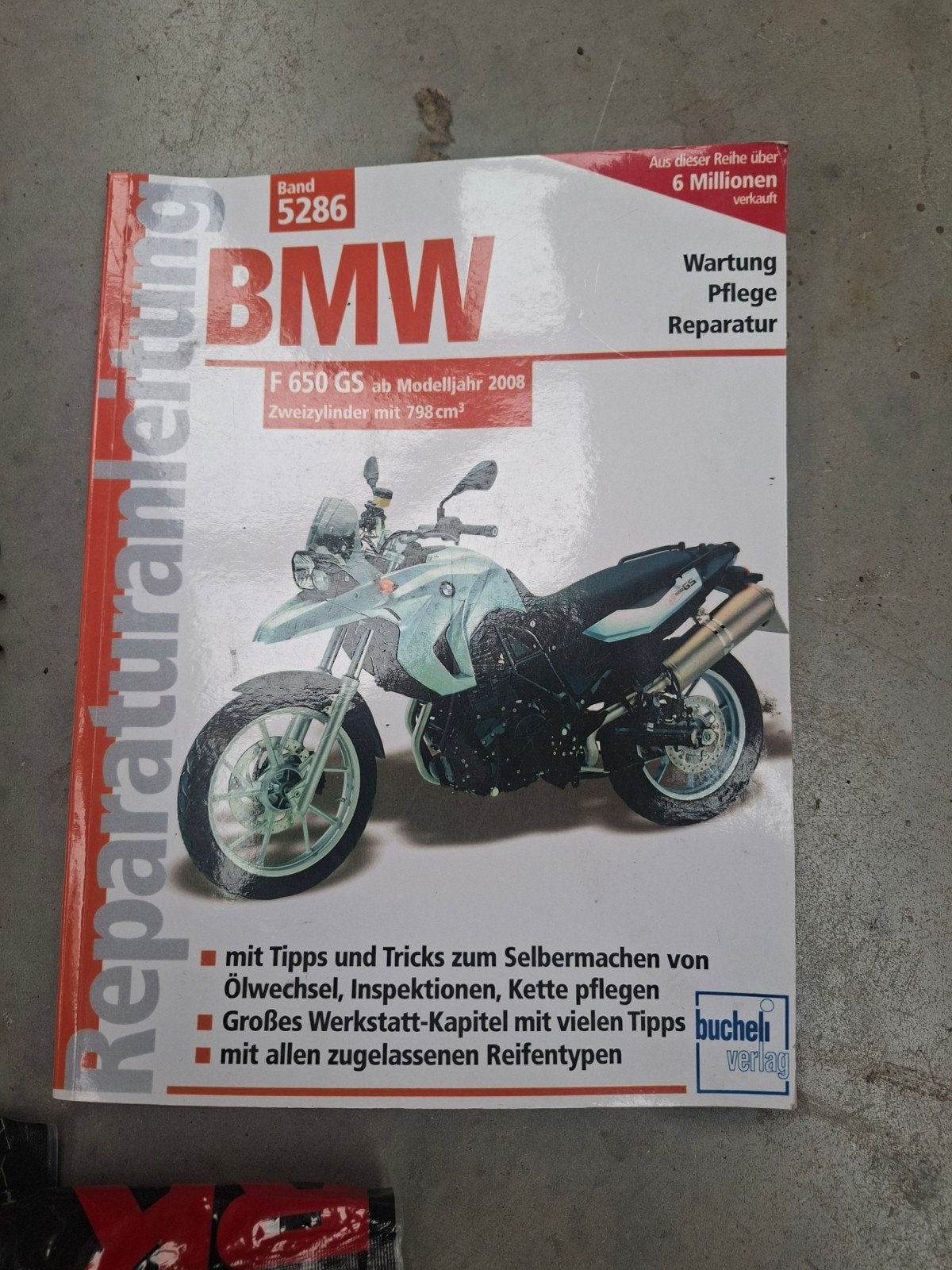 Bmw F650gs Twin-Parts - Technisch boek, Motoren, Handleidingen en Instructieboekjes, Ophalen of Verzenden, BMW