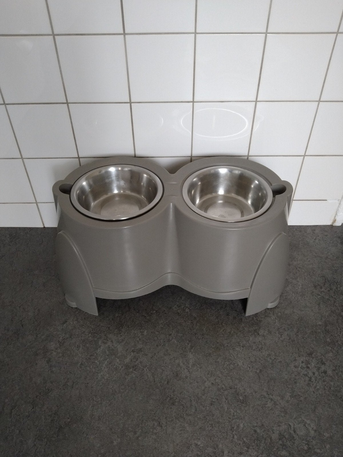 NIEUWE VERHOOGDE VOERBAK., Dieren en Toebehoren, Ophalen, Anti-knoei, Nieuw