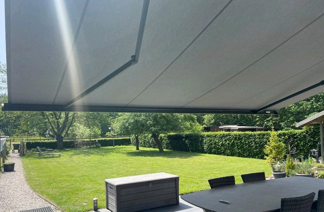 Elektrisch Renson zonnescherm 6m x 4m, Tuin en Terras, Ophalen, Zo goed als nieuw, Elektrisch