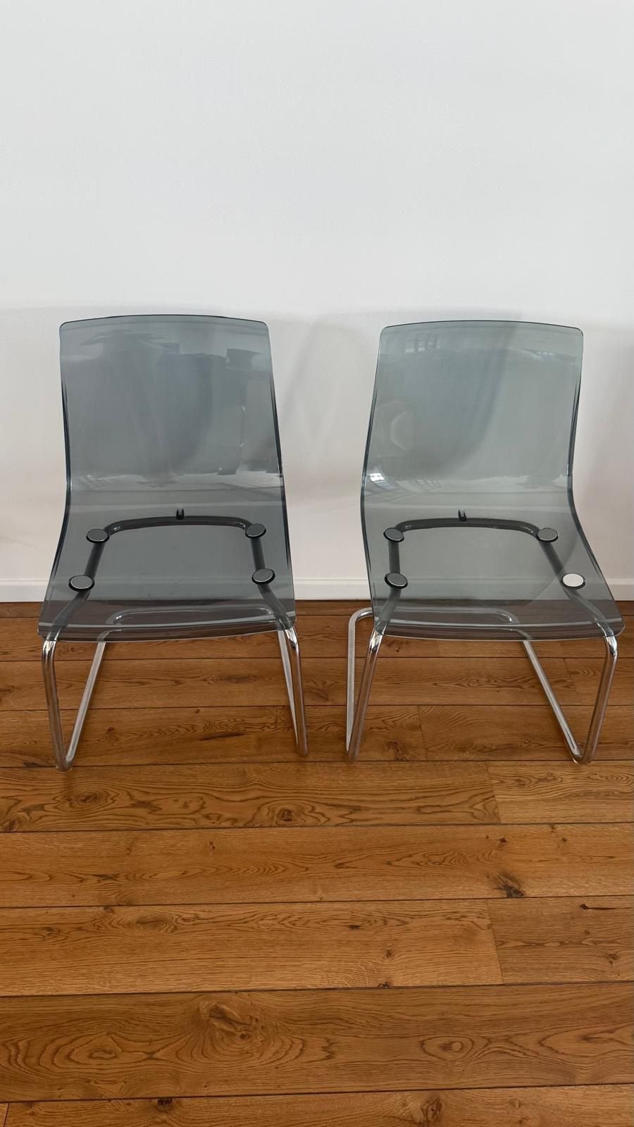 Rookgrijze designstoelen (Ikea Tobias), Maison & Meubles, Chaises, Gris, Design, Comme neuf, Deux