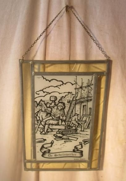 Magnifique vitrail - Menuisier - André Gogne - 29x20, Antiquités & Art, Enlèvement ou Envoi