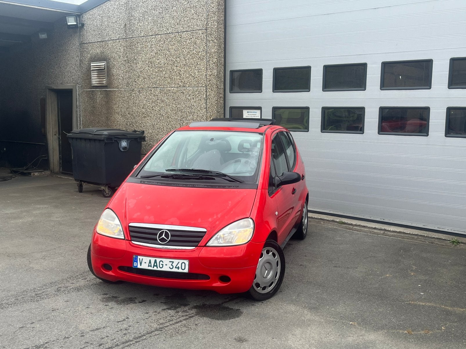 Mercedes A140 - Benzine Schuifdak gekeurd voor verkoop, Stof, Elektrische ramen, Bedrijf, https://public.car-pass.be/verify/1315-7068-7360