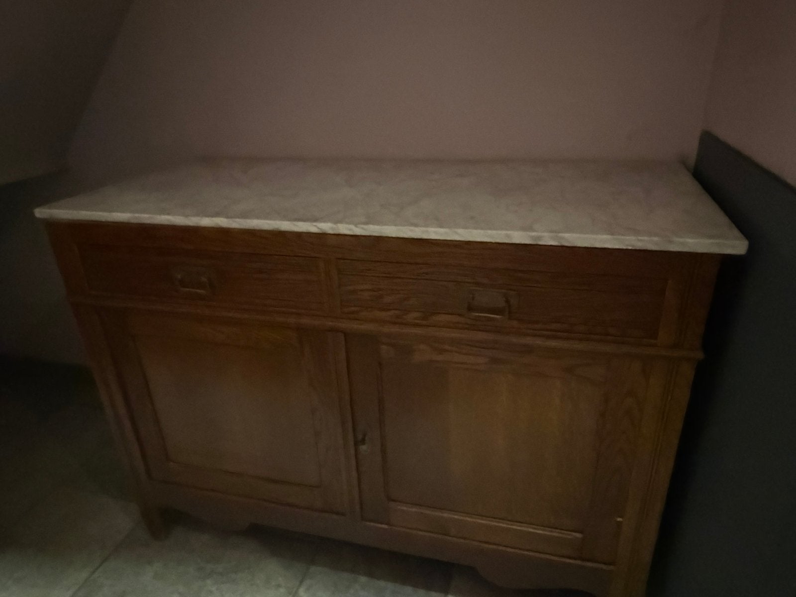 Armoire ancienne en bois  étagère et 2 tiroirs en marbre !, Antiquités & Art, Enlèvement