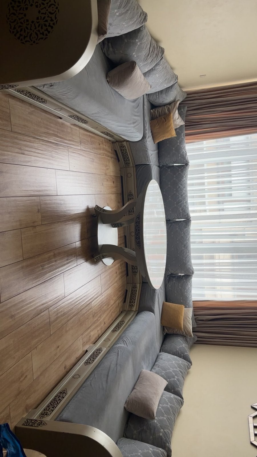 Fauteuil a vendre avec sa table, Enlèvement