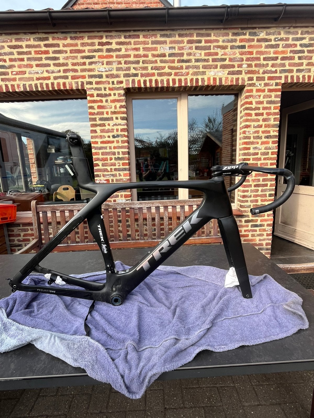Replica trek madone slr, Comme neuf, Enlèvement, 53 à 57 cm, 28 pouces
