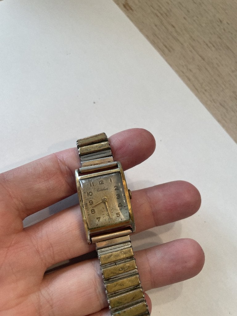 Cortébert vintage tankhorloge jaren '40 — kaliber 657, Handtassen en Accessoires, Horloges | Antiek, Overige merken, Staal, Polshorloge