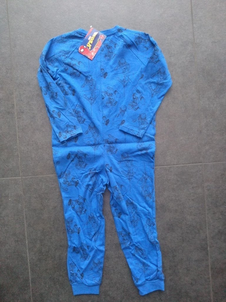nieuwe pyjama Spiderman maat 104, Kinderen en Baby's, Nacht- of Onderkleding, Nieuw, Ophalen of Verzenden, Marvel