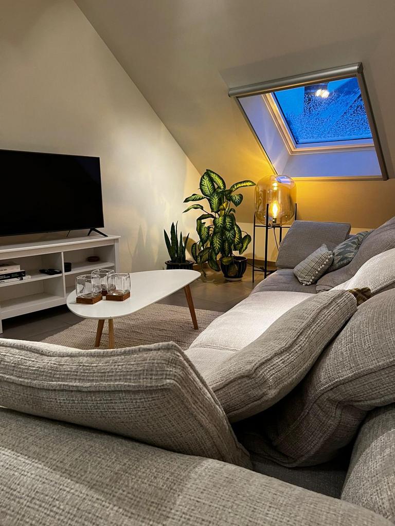 Wit tv meubel / open kast, Huis en Inrichting, Verzenden