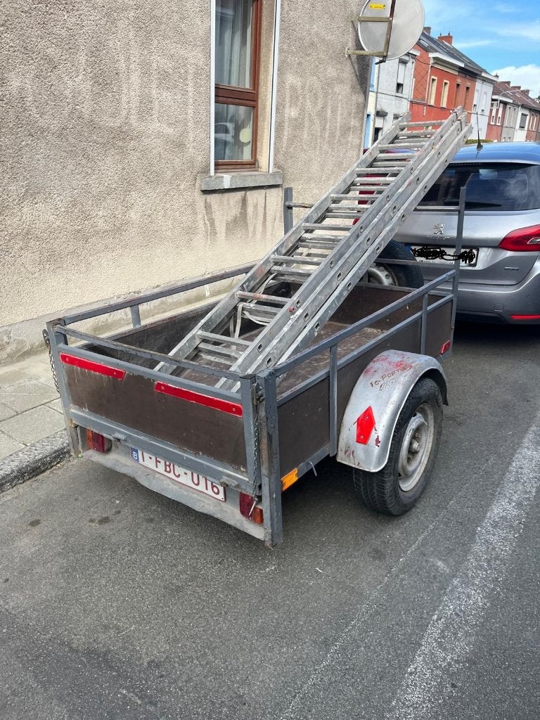 Echelle 3 x 9, Bricolage & Construction, Pliable ou rétractable/escamotable, Échelle, Enlèvement, Utilisé