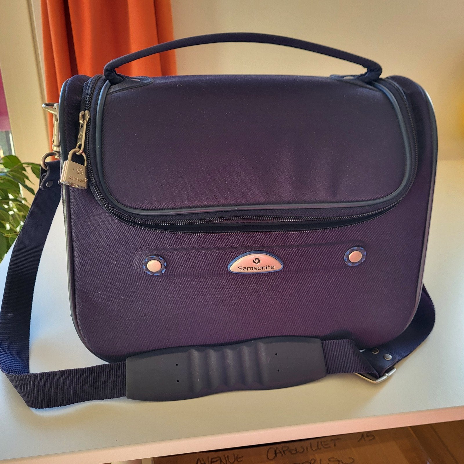 Trousse de beauté Samsonite, 30 cm ou plus, Moins de 40 cm, Moins de 35 cm, Comme neuf