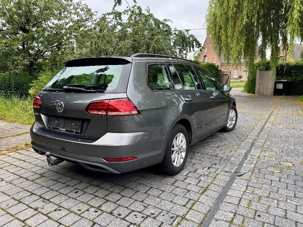 Volkswagen golf variant 1.0 benzine, Voorwielaandrijving, 4 deurs, Stof, 3 cilinders