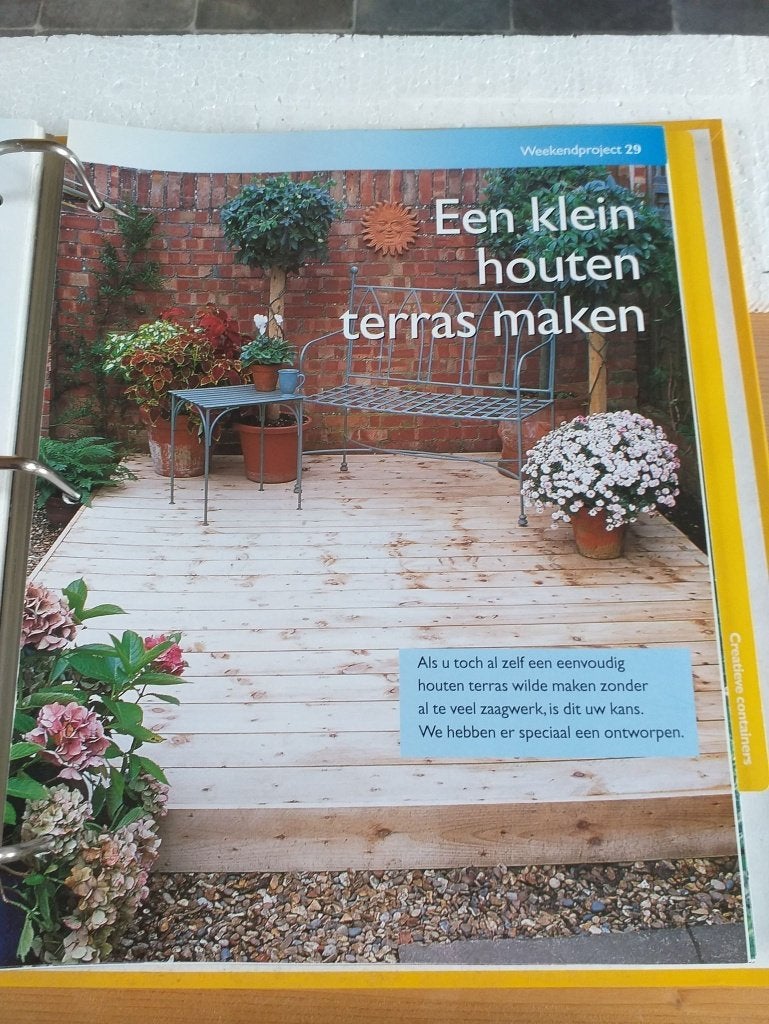 4 Kaften bloemen en planten in goede staat doe een bod ., Ophalen