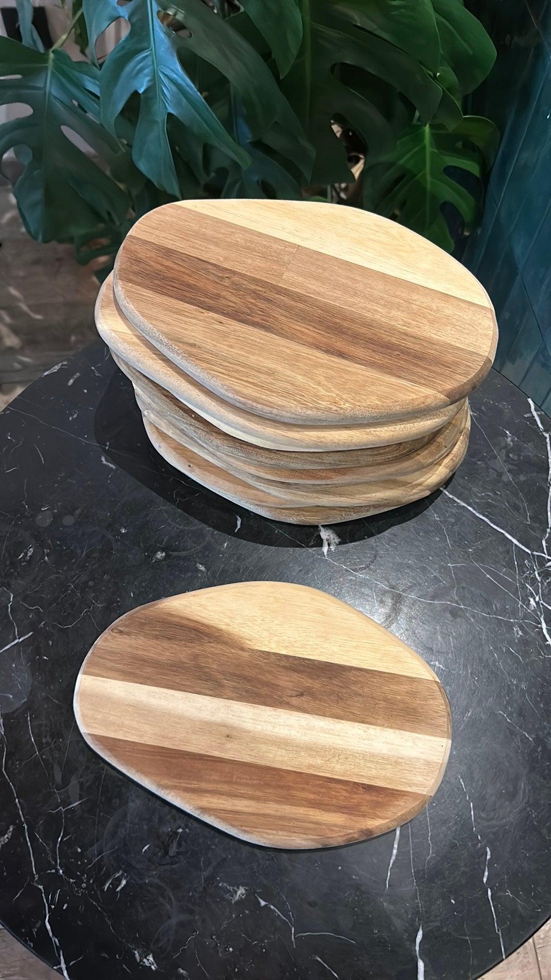 Set van 10 ronde serveerplanken / tapasplanken – Acaciahout, Ophalen of Verzenden, Zo goed als nieuw