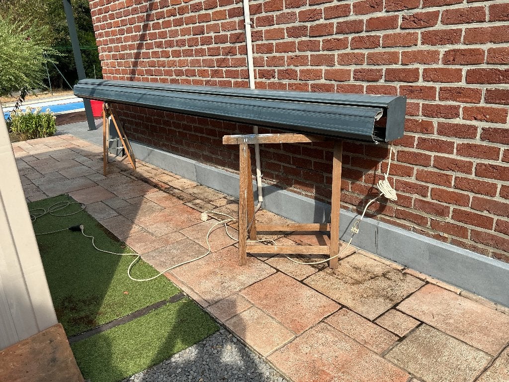 Banne solaire, Ophalen, Gebruikt, Elektrisch, 250 cm tot 450 cm