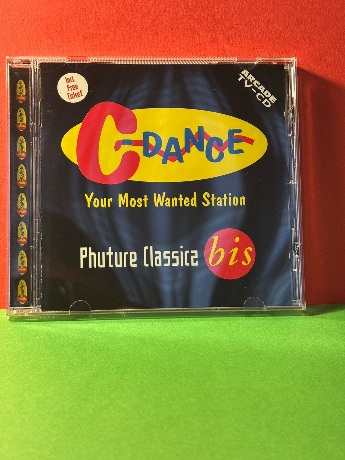 C-dance Phuture classicz BIS / nieuwstaat, Cd's en Dvd's, Cd's | Dance en House, Verzenden, Zo goed als nieuw, Dance