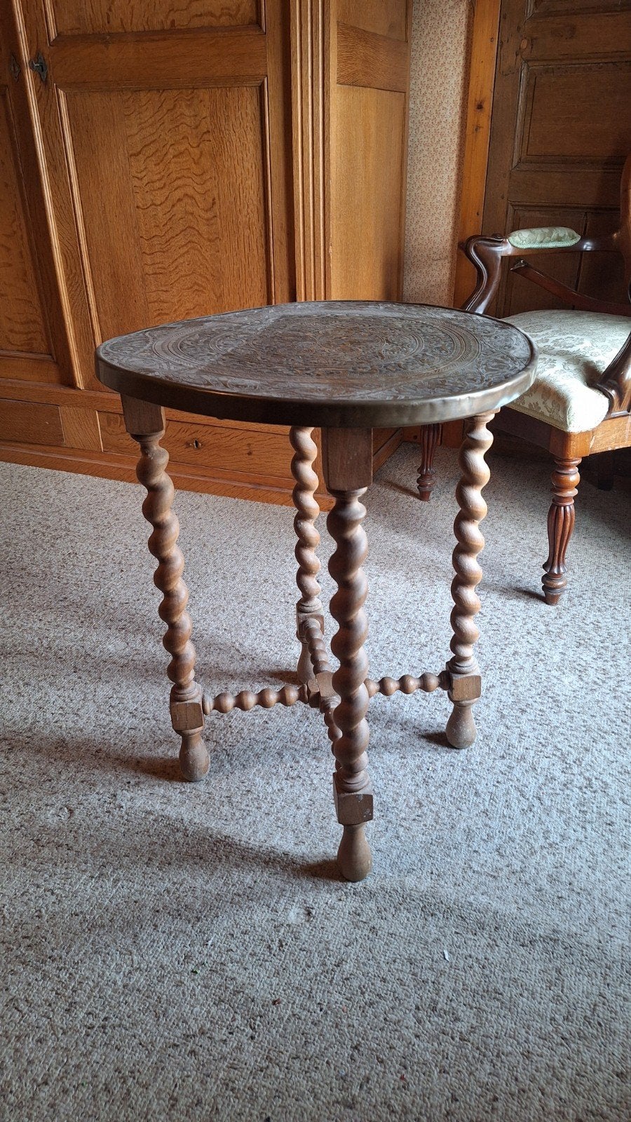 Table marocaine, Enlèvement