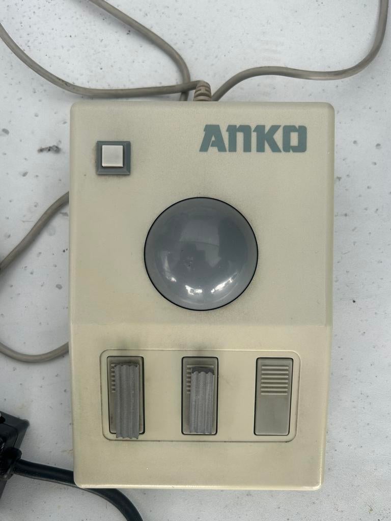 Atari spullen. Trackball Anko, Hyperpaint, adimens, Computers en Software, Vintage Computers, Ophalen