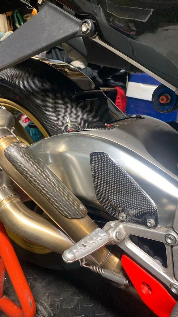 Carbon hielbeschermers Aprilia RSV mille rsvr tuono, Motoren, Ophalen of Verzenden