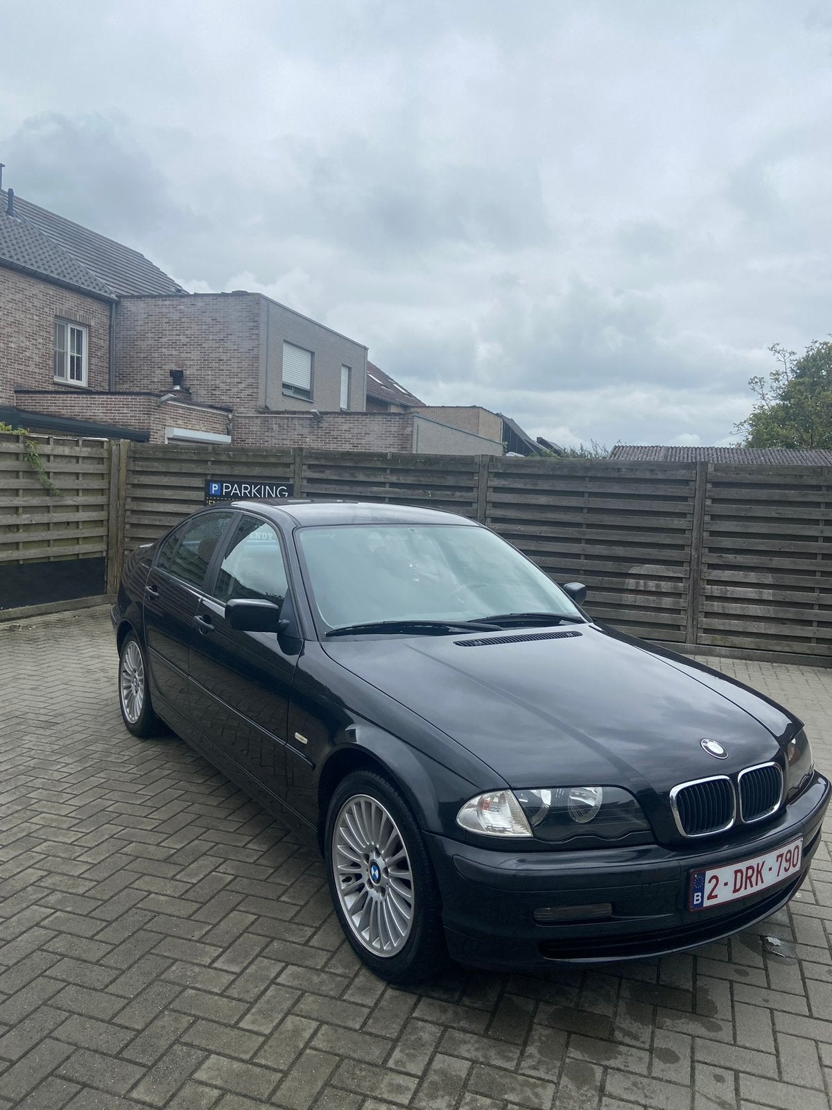 Bmw 316i e46 2000, Auto's, BMW, Zwart, Handgeschakeld, Particulier, 3 Reeks