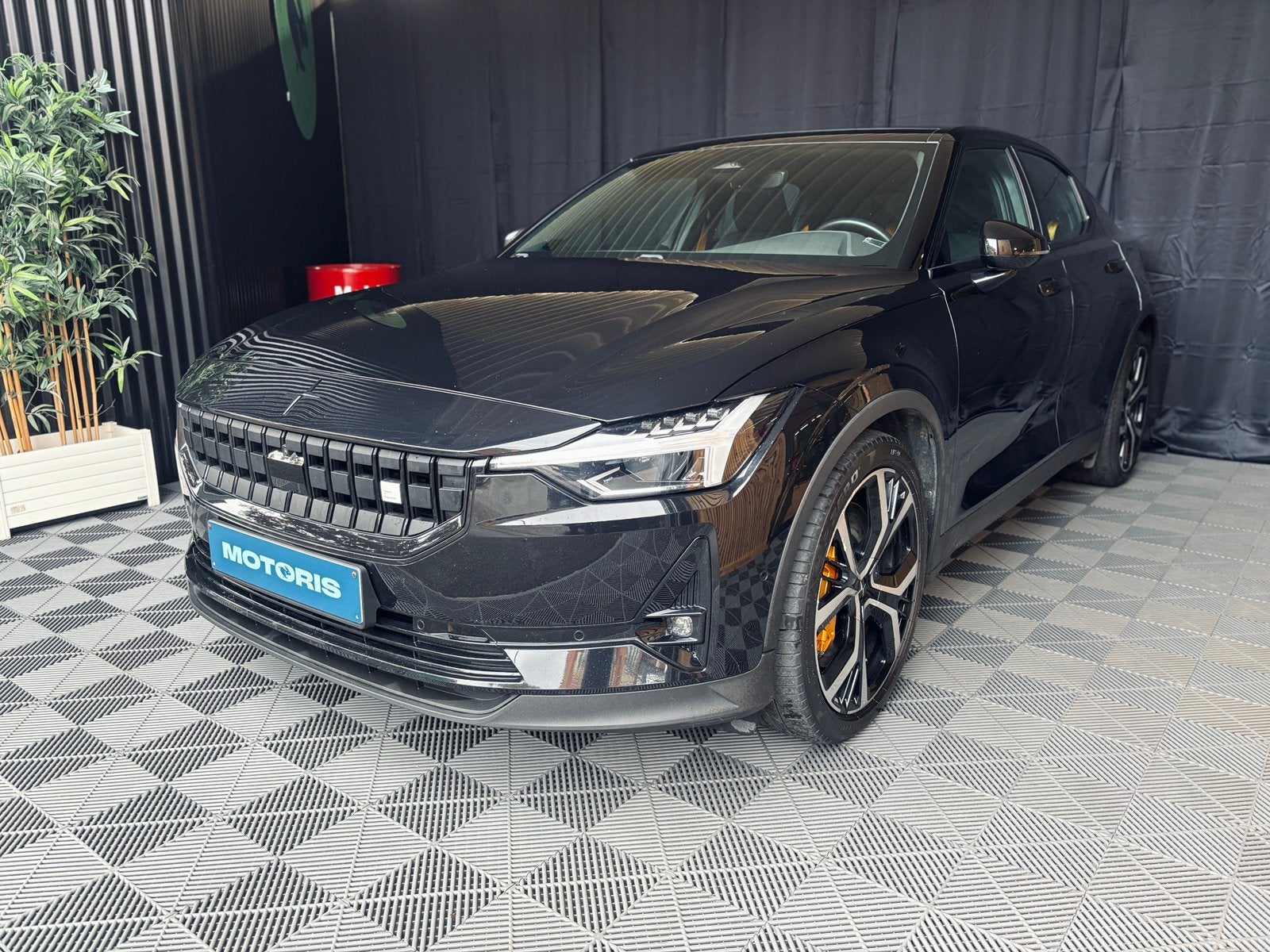 Polestar 2 78 kWh Dual Motor Performance MY23 (350kW), Autos, Achat, https://public.car-pass.be/vhr/, Entreprise, Entretenue par le concessionnaire