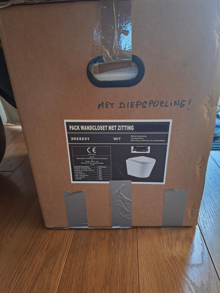 Hangtoilet, Ophalen