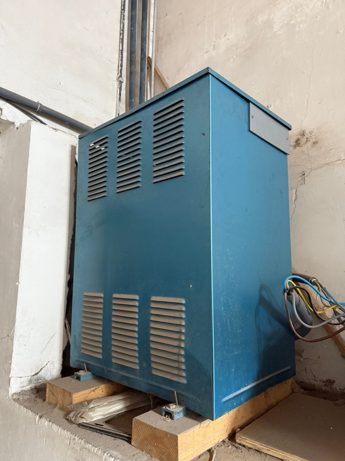 Transformateur électrique 100kva, Enlèvement, Comme neuf
