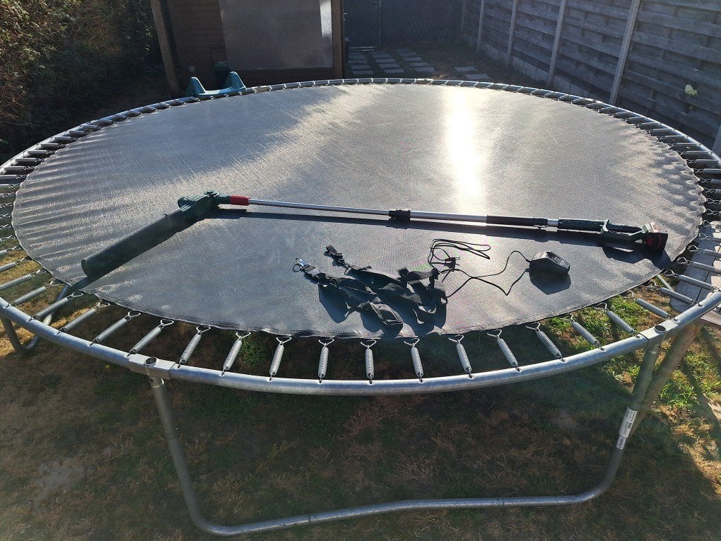 Telescopische accuheggenschaar, als nieuw, Tuin en Terras, Ophalen, Zo goed als nieuw, Accu, Parkside