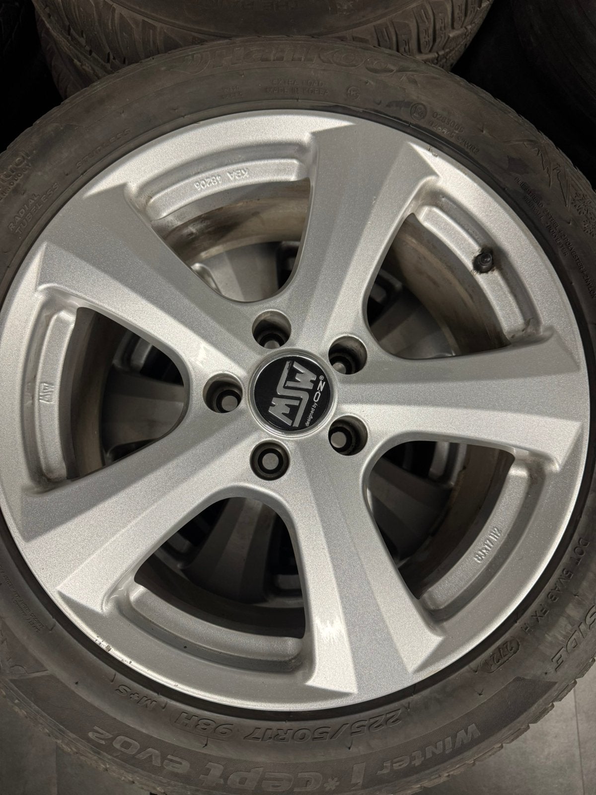 MSW 17” Audi A5 velgen + 225/50 R17 winterbanden, Auto-onderdelen, Ophalen, 17 inch, Winterbanden, Band(en)