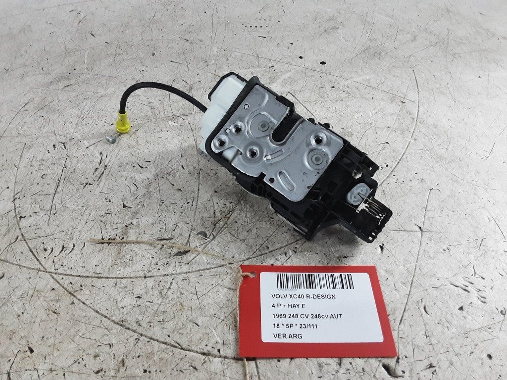 PORTIERSLOT LINKS ACHTER Volvo XC40 (XZ) (31462448), Gebruikt, Info@volvocars.com, Volvo, Volvo Car Germany GmbH