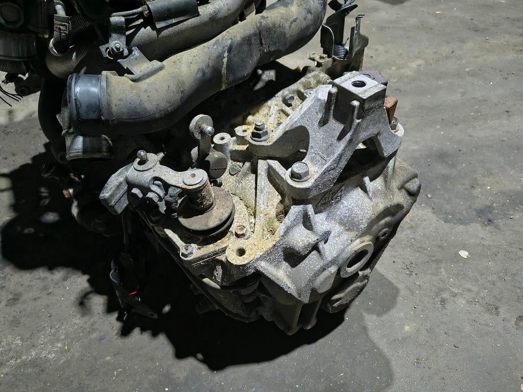 Mazda 5 2.0D RF 6 Versnellingsbak D2C4, Gebruikt, ., Ophalen of Verzenden, Mazda