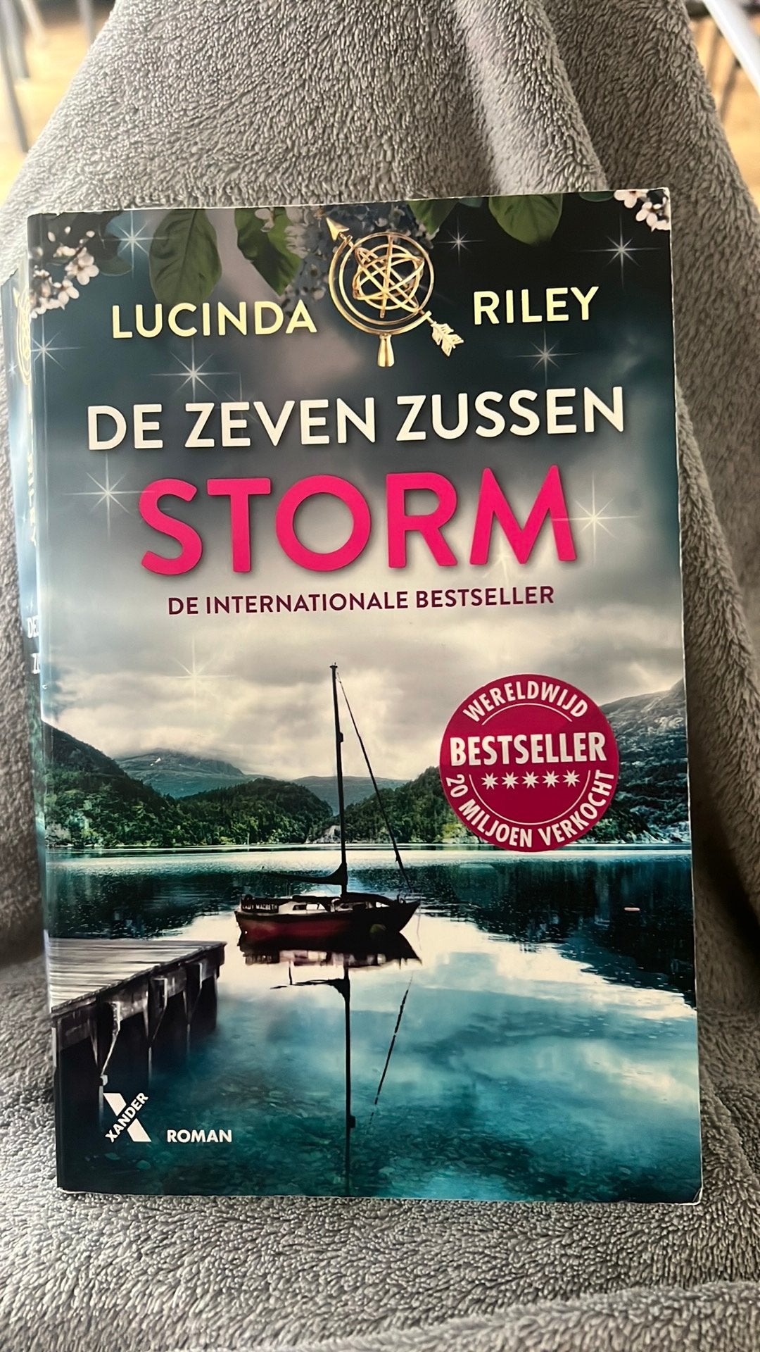 Lucinda Riley - Storm, Boeken, Literatuur, Zo goed als nieuw, Ophalen
