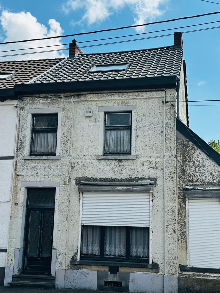 Maison bien située à rénover, Maison de coin, 3 pièces, Charleroi