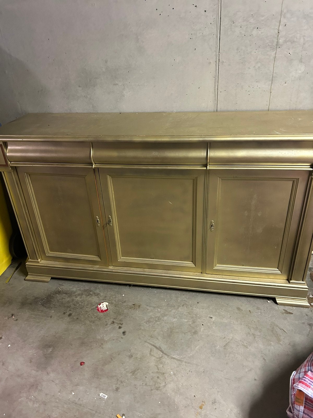 Gratis dressoir af te halen te Bonheiden ( Mechelen), Huis en Inrichting, Ophalen, Zo goed als nieuw