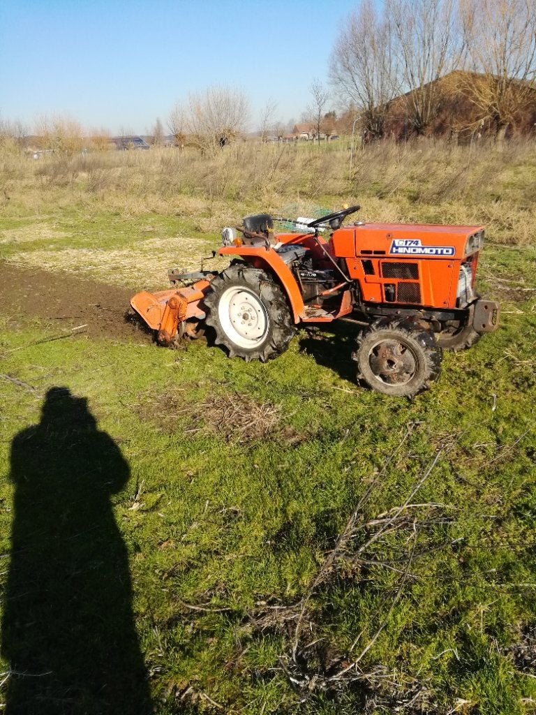 Mini-tracteur avec cutter, Enlèvement