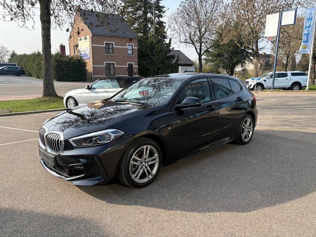 Bmw 118i met M PAKKET full option en ganrantie, Auto's, Seat, Bedrijf, Te koop, ABS, Achteruitrijcamera, Adaptieve lichten, Airbags